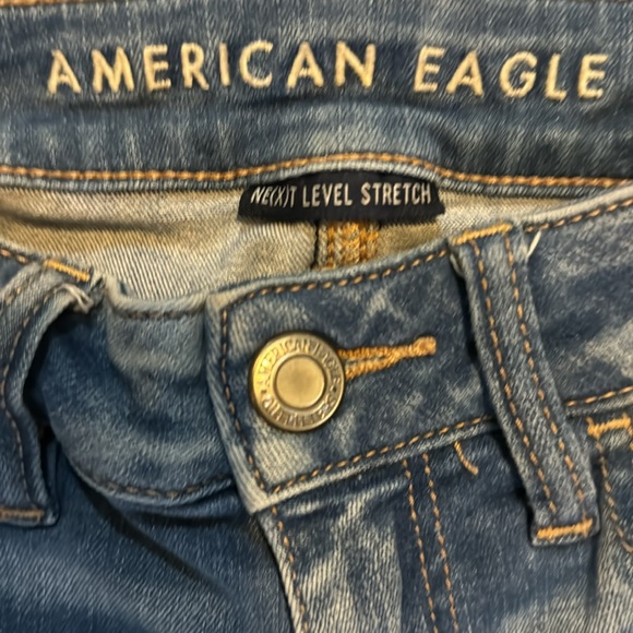 American Eagle Next Level Stretch size 4 - Picture 2 of 3